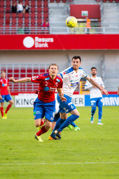 Helsingborgs Andri Runar Bjarnason och Värnamos Tyler