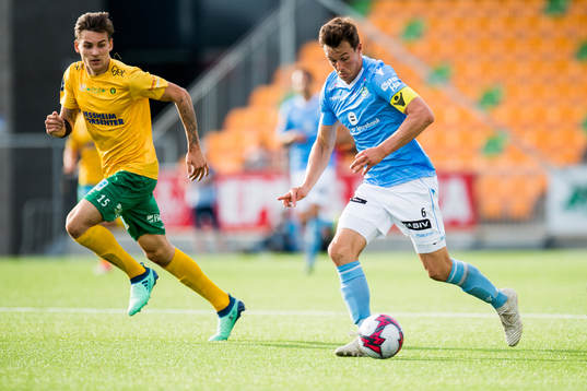 Niels Vorthoren of Sandnes Ulf