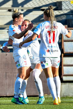 Rosengårds Anja Mittag jublar med lagkamrater