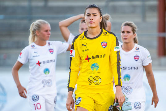 Rosengårds målvakt Zecira Musovic deppar