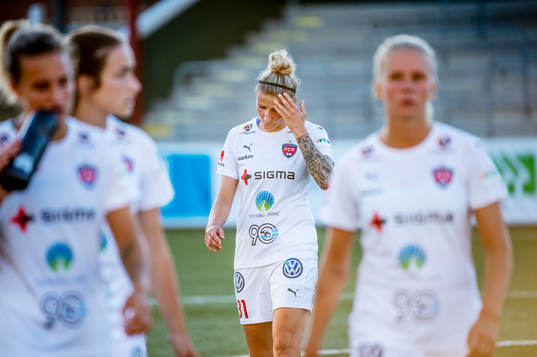 Rosengårds Anja Mittag deppar med lagkamraterna
