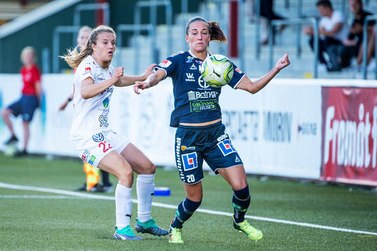 Rosengårds Fiona Brown mot Linköpings Anna Oskarsson