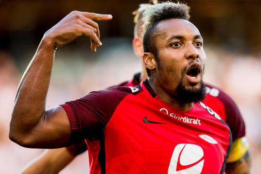 Bismar Acosta of Brann celebrates