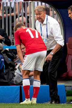 head coach Åge Hareide and Jens Stryger Larsen of Denmark