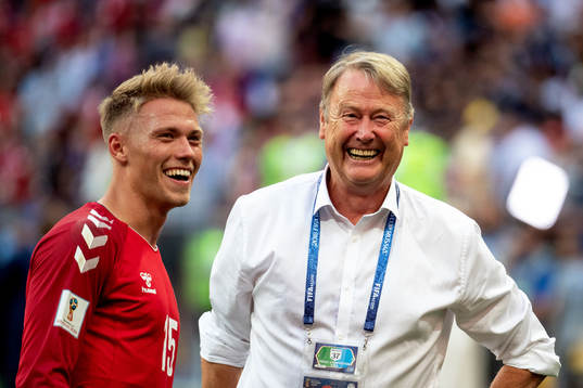 Viktor Fischer and head coach Åge Hareide of Denmark