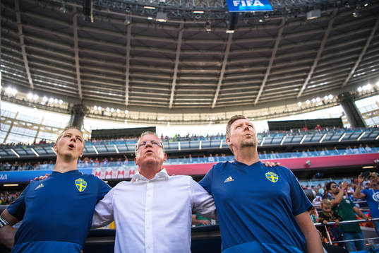 goalkeeper coach Maths Elfvendal, head coach Janne