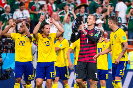 Isaac Kiese Thelin, Gustav Svensson, goalkeeper Robin Olsen