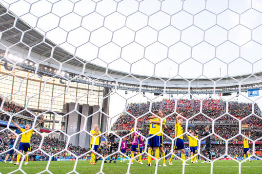 Players of Sweden celebrates