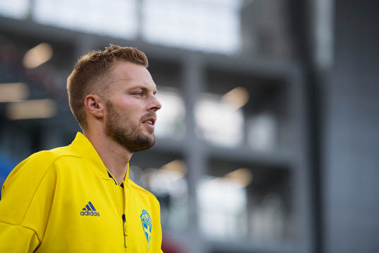Sebastian Larsson of Sweden