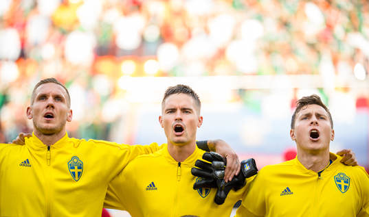 goalkeeper Robin Olsen, Mikael Lustig and Victor Nilsson