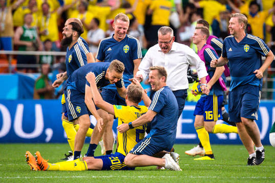 head coach Janne Andersson of Sweden celebrates with Ola