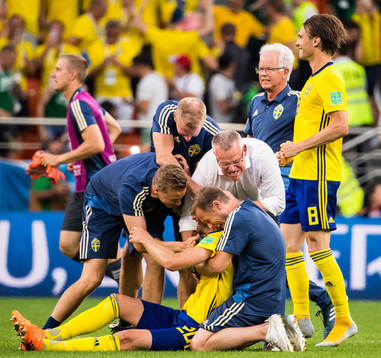 Ola Toivonen, goalkeeper coach Maths Elfvendal, head coach