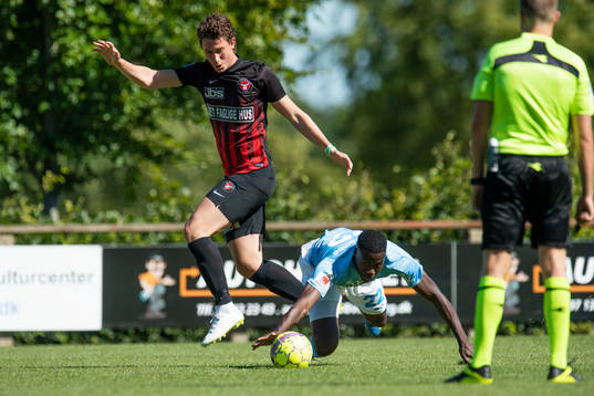 Malmö FFs Isak Ssewanakmbo in action with Midtjyllands