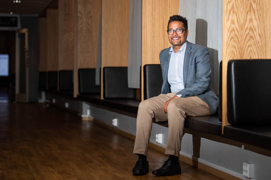 OBOS koncernchef Daniel Kjørberg Siraj