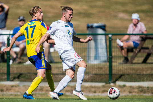 Eskilsminnes Dennis Olsson och Ängelholms Oscar Zachrisson