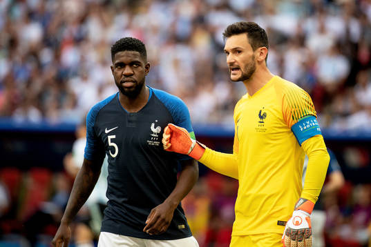 Samuel Umtiti and goalkeeper Hugo Lloris of France