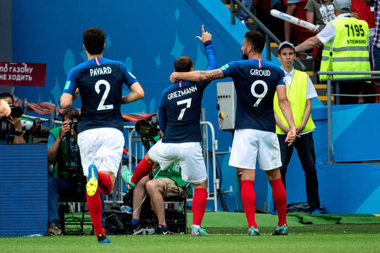 Antoine Griezmann of France celebrates with his teammates