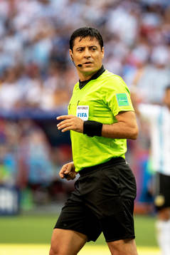 referee Alireza Faghani