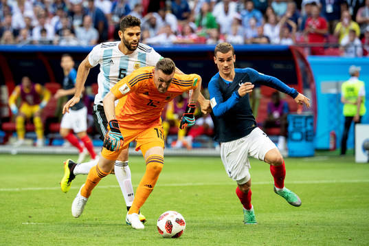 goalkeeper Franco Armani of Argentina and Federico Fazio of