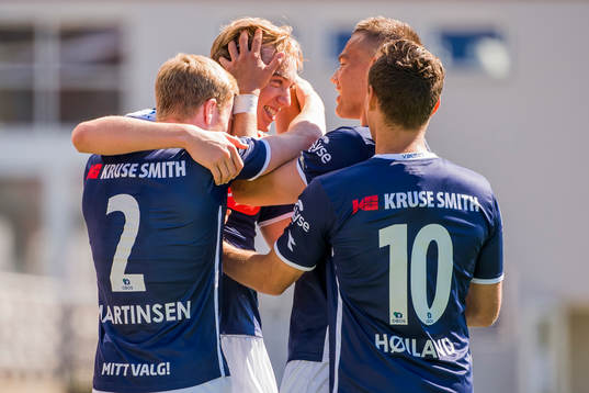 Kristian Thorstvedt of Viking celebrates with his teammates
