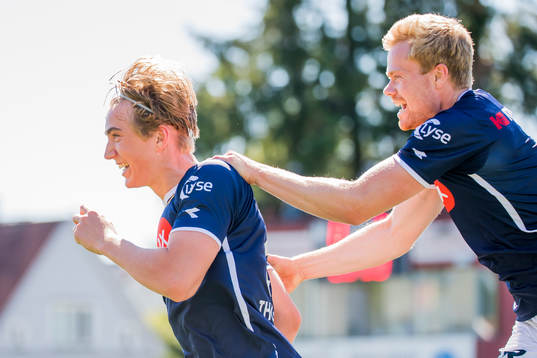 Kristian Thorstvedt of Viking celebrates with his teammates