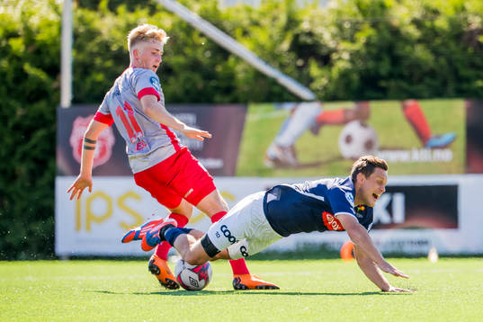 Ulrich Østigård Ness of Strømmen and Tommy Høiland of
