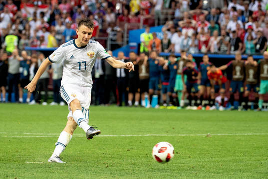 Aleksandr Golovin of Russia in the penalty shoot-out