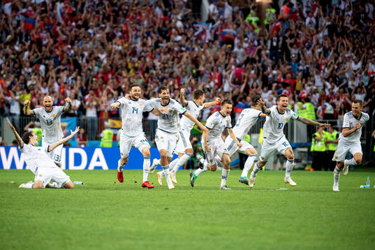 Players of Russia celebrates
