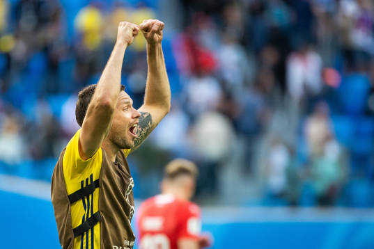 Marcus Berg of Sweden celebrate