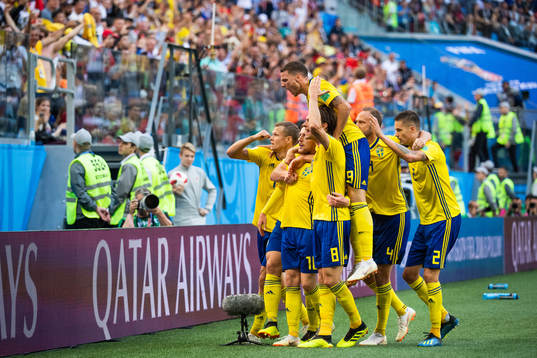 Emil Forsberg celebrate with team mates