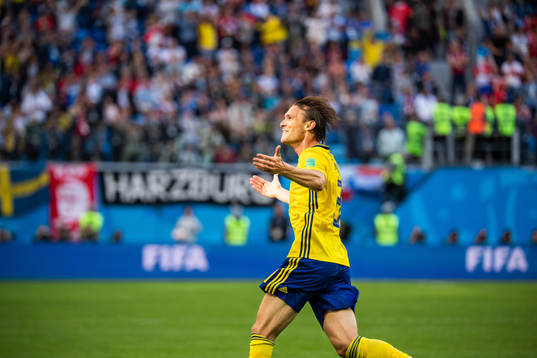 Albin Ekdal of Sweden celebrate