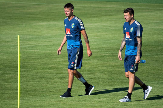 Mikael Lustig and Victor Nilsson Lindelöf of the Swedish