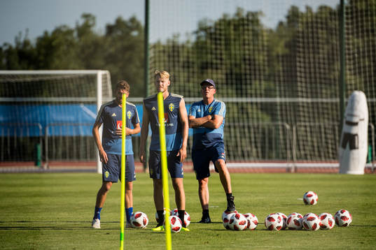 Marcus Rohdén, Filip Helander and head coach Janne
