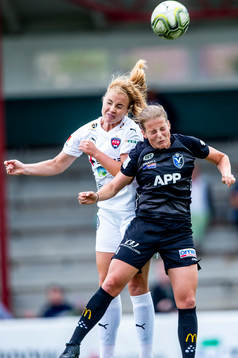 Rosengårds Glodis Perla Viggosdottir mot Växjös Anna