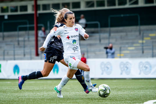 Rosengårds Iva Landeka mot Växjös Stina Lennartsson