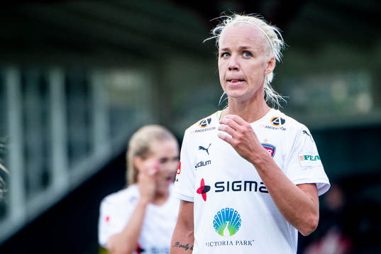 Rosengårds Caroline Seger deppar