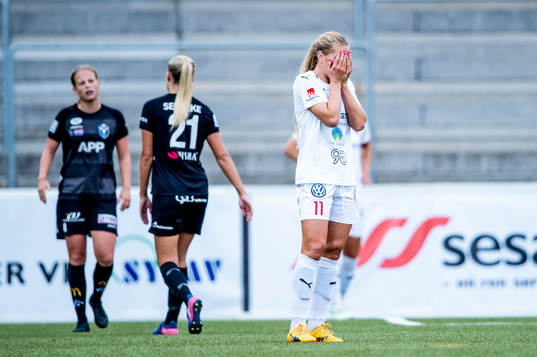 Rosengårds Lisa-Marie Utland deppar