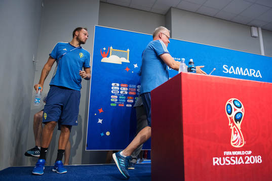 Andreas Granqvist and head coach Janne Andersson of the