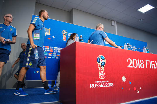 Andreas Granqvist and head coach Janne Andersson of the
