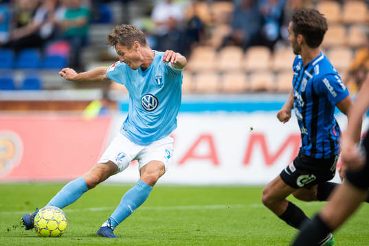 Malmö FFs Markus Rosenberg gör 0-1-målet
