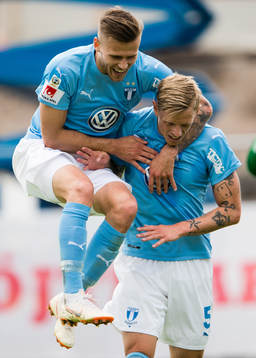 Malmö FFs Arnór Ingvi Traustason jublar