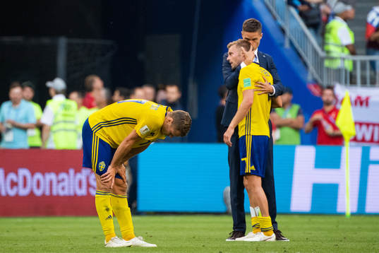 Viktor Claesson, Mikael Lustig and Sebastian Larsson looks