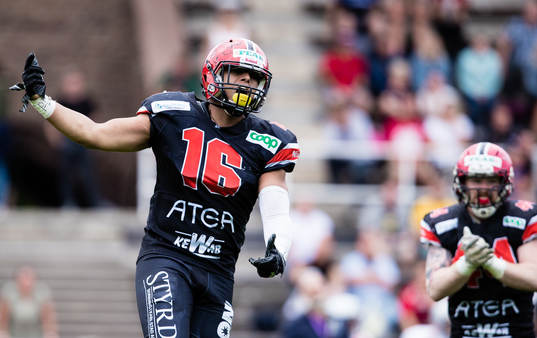 Carlstad Crusaders Josh Hill jublar