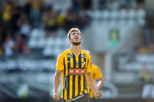 Häckens Daleho Irandust jublar