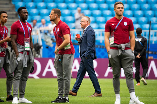 Head coach Janne Andersson of Sweden seen behind players of