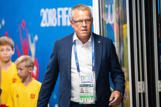 Head coach Janne Andersson of Sweden prior to the FIFA