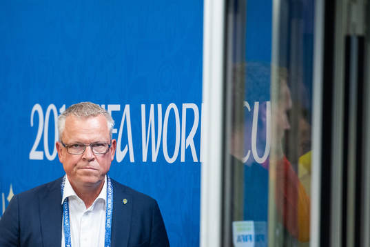 Head coach Janne Andersson of Sweden prior to the FIFA