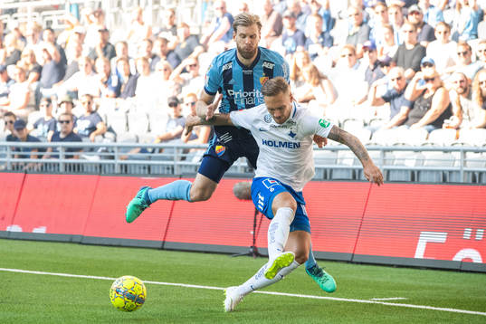 Djurgårdens Niklas Gunnarsson och Norrköpings Linus