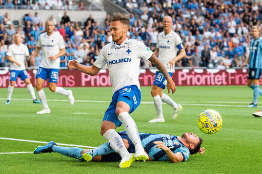 Norrköpings Linus Wahlqvist och Djurgårdens Kerim Mrabti