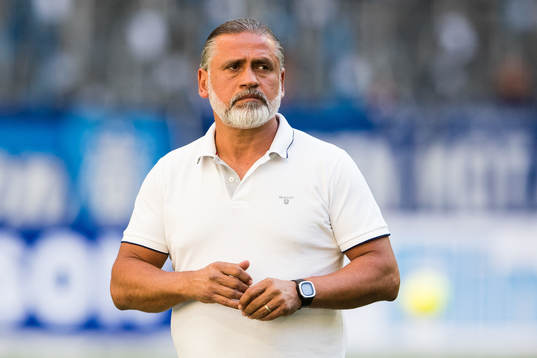 Djurgårdens tränare Özcan Melkemichel innan